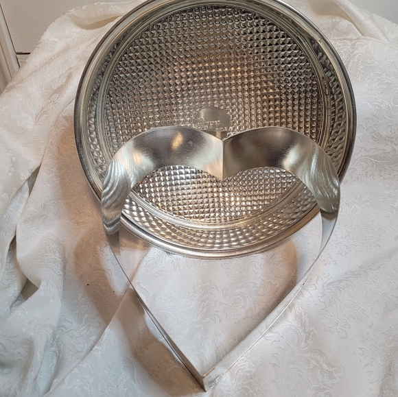 The Pampered Chef Kitchen Pampered Chef 4 Piece Springform Pan